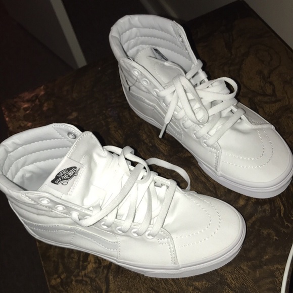 Vans - Picture 1 of 1